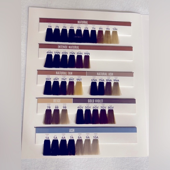 Aloxxi Color Swatch Book - Picture 3 of 8